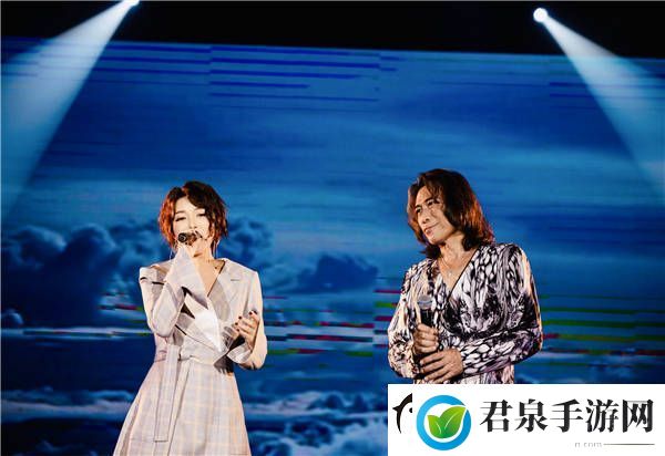 崔子格助阵摇滚教父夏韶声内地演唱会