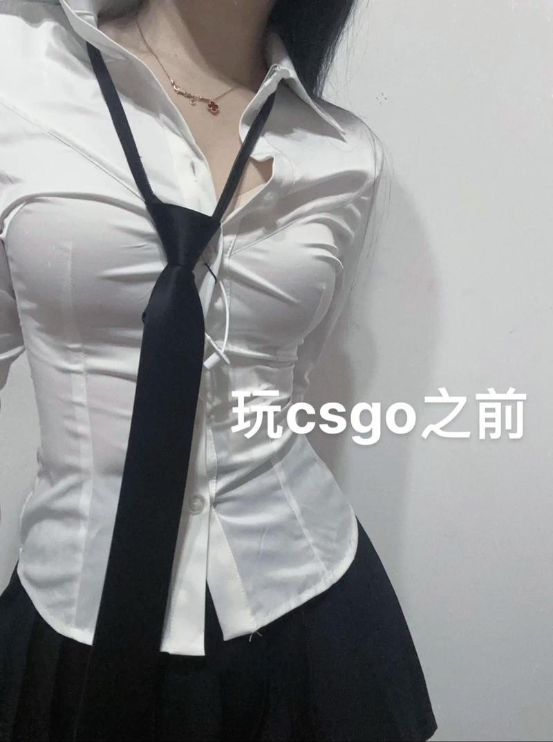 小孩暴躁少女CSGO视频