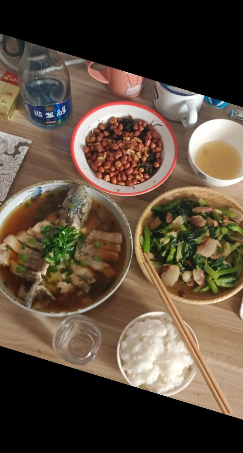 每天都在汆肉中醒来鲈鱼酒柜