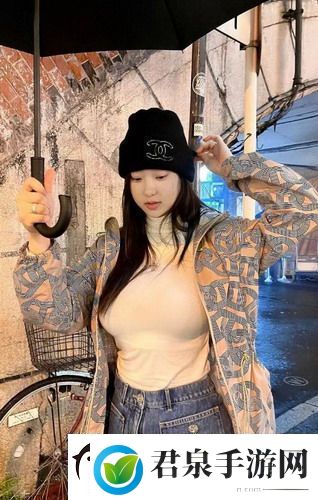 趴在床上双腿叉开能导致疼痛吗你可能从未想到的身体隐患！